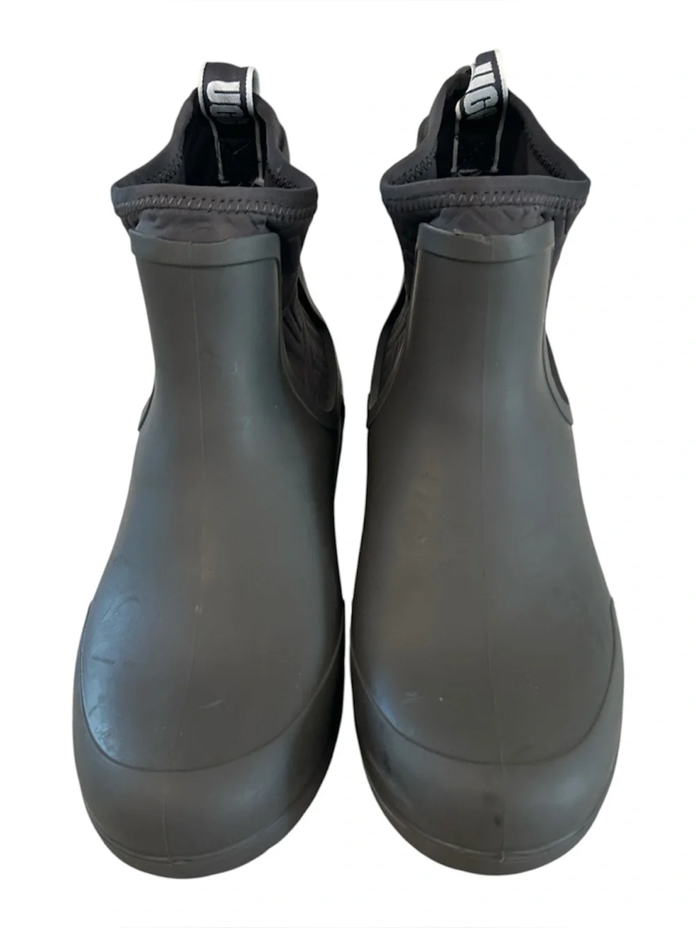 UGG Women's Chevonne Ankle Boot, Grey, size 8, Like New